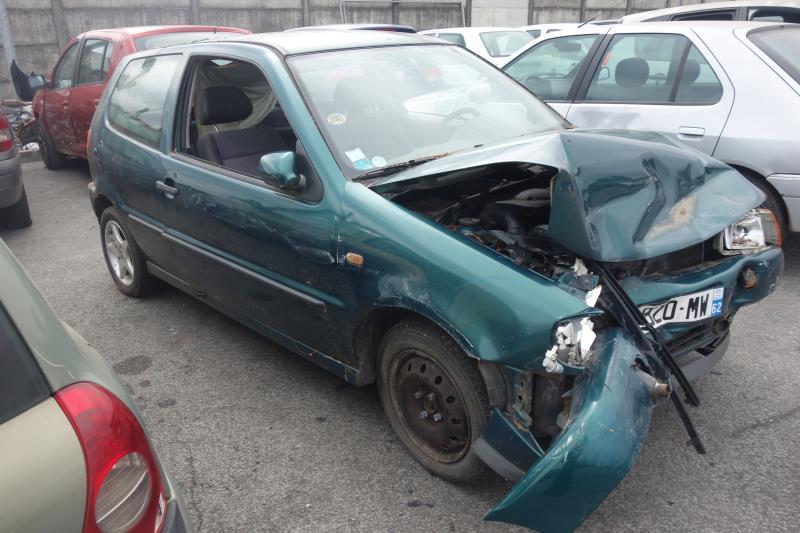 Fuso a snodo anteriore destro VOLKSWAGEN POLO 3 PHASE 1 Gasolina - 1