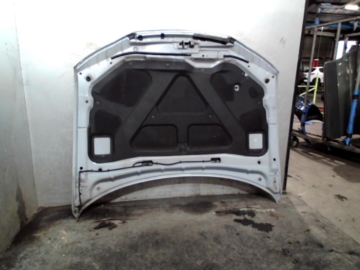 Capot HYUNDAI SONATA 5 Diesel - 1