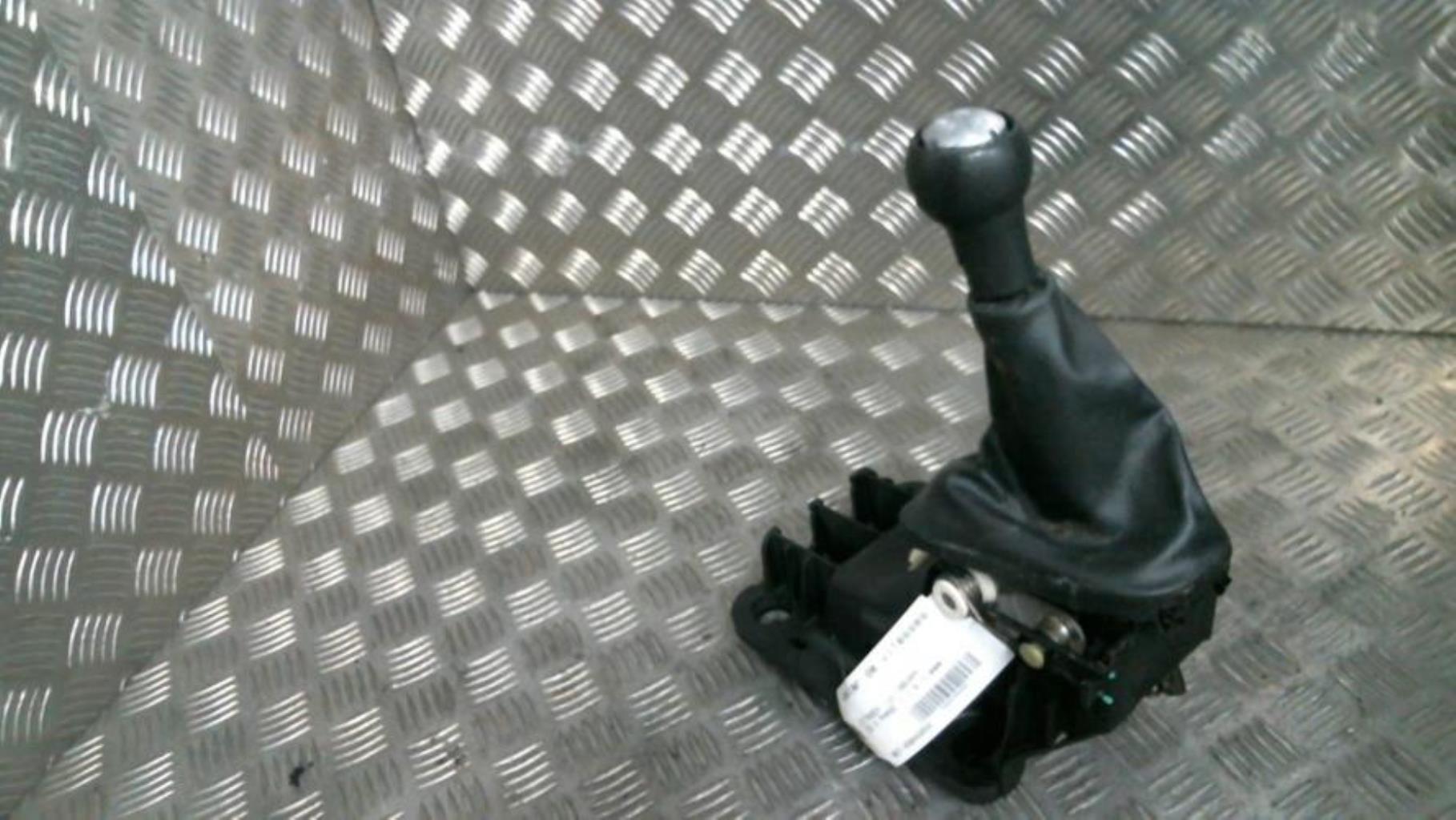 Levier de vitesses CITROEN C3 2 PHASE 1 Diesel - 1