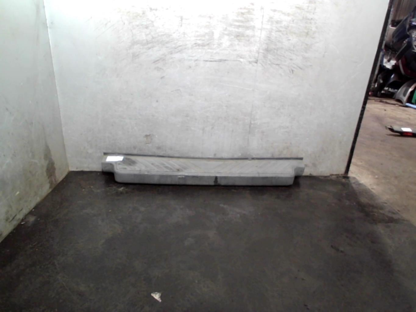 Pare choc arriere FORD TRANSIT 3 Diesel - 1