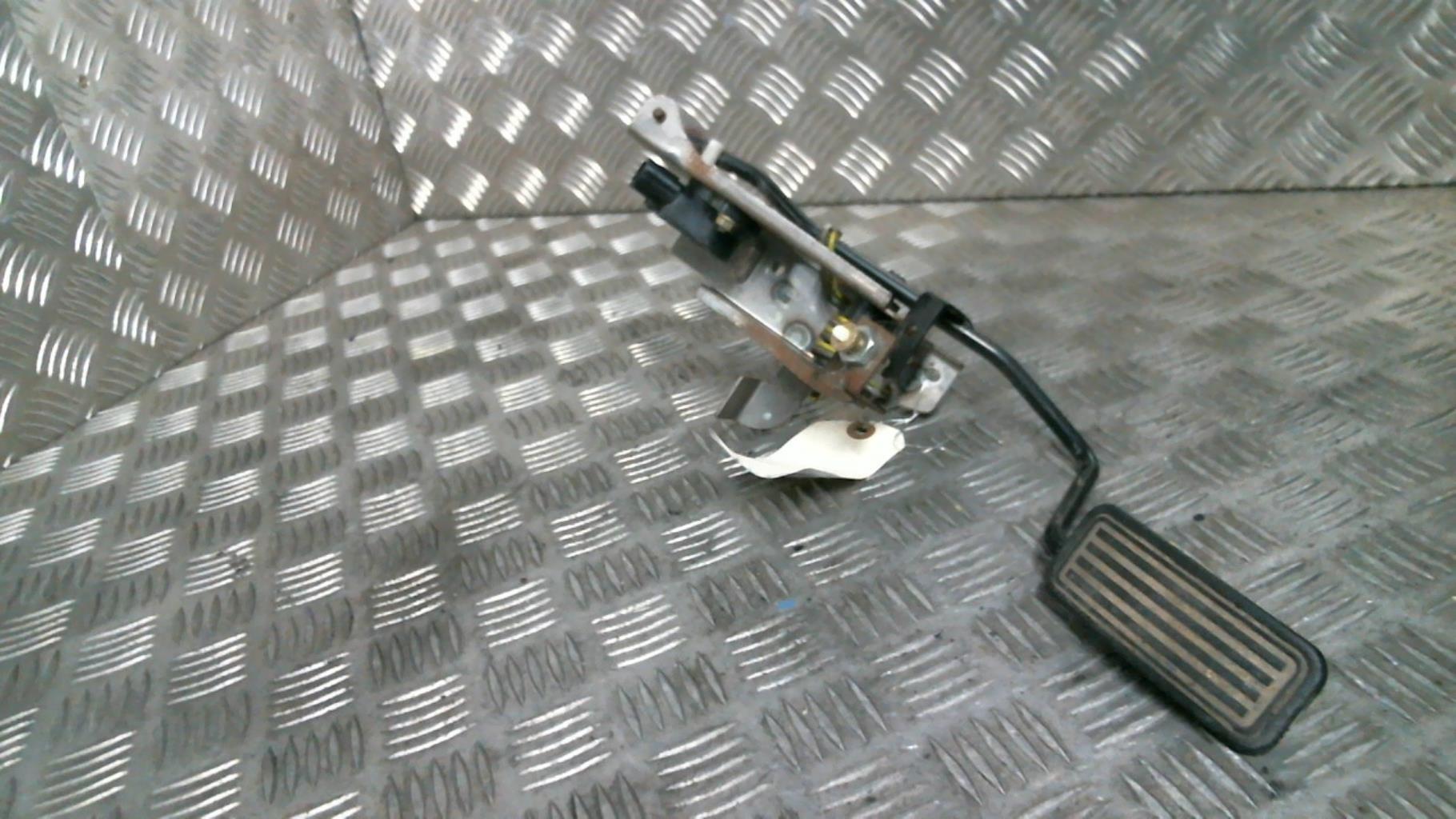 Pedale d'accelerateur MAZDA MPV 2 Diesel - 1