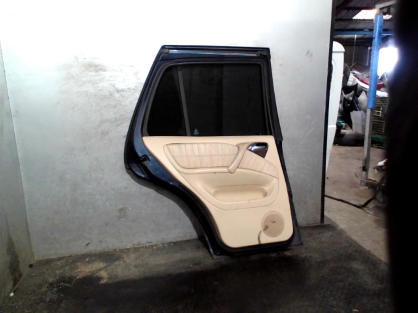 Portiera posteriore sinistra MERCEDES CLASSE M 163 PHASE 1 GLP - 1