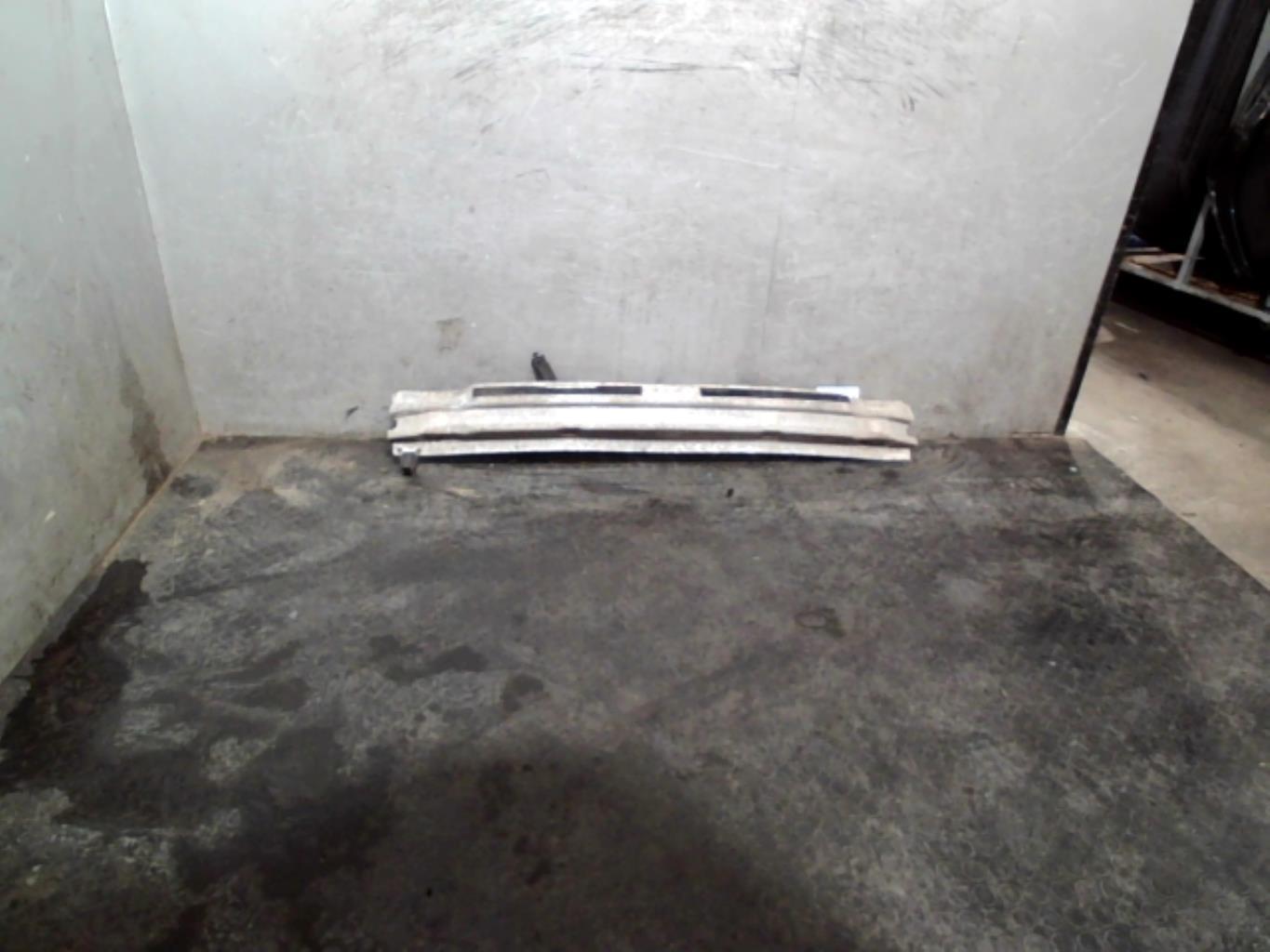 Traversa rinforzo paraurti posteriore AUDI A4 2 AVANT PHASE 1 BREAK  - 1