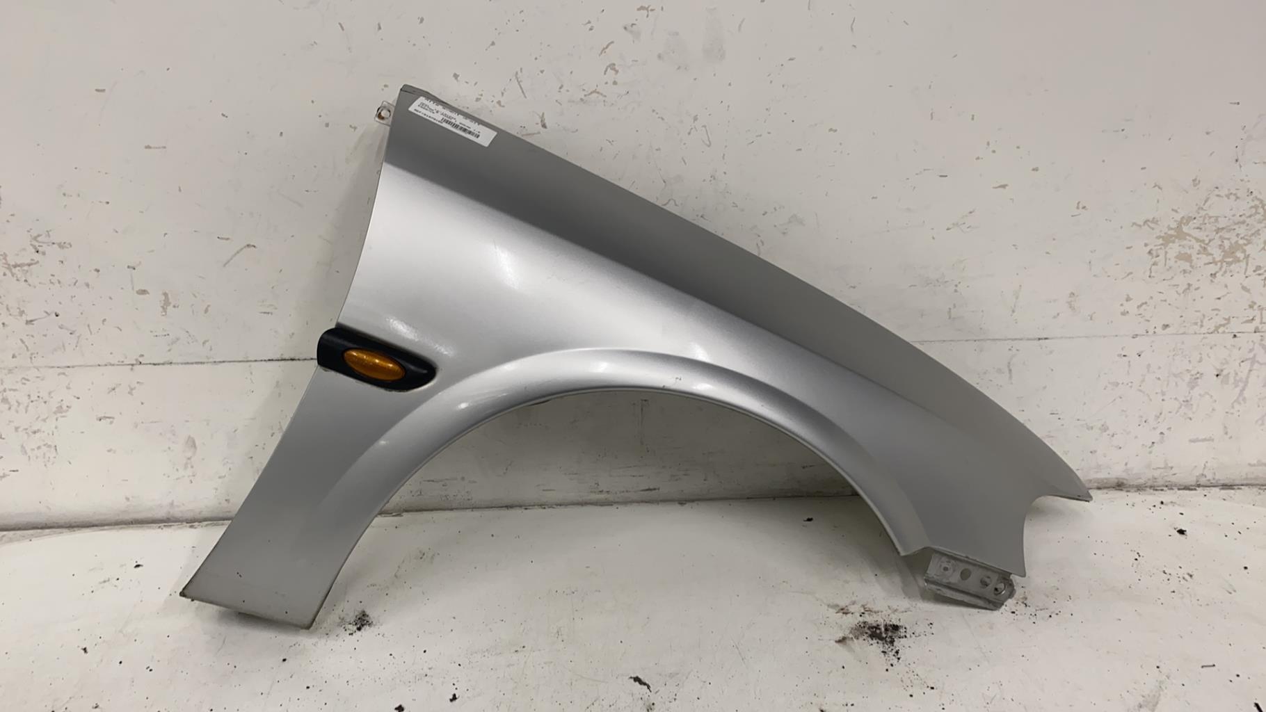 Aile avant droit OPEL VECTRA B PHASE 1 BREAK Essence - 1