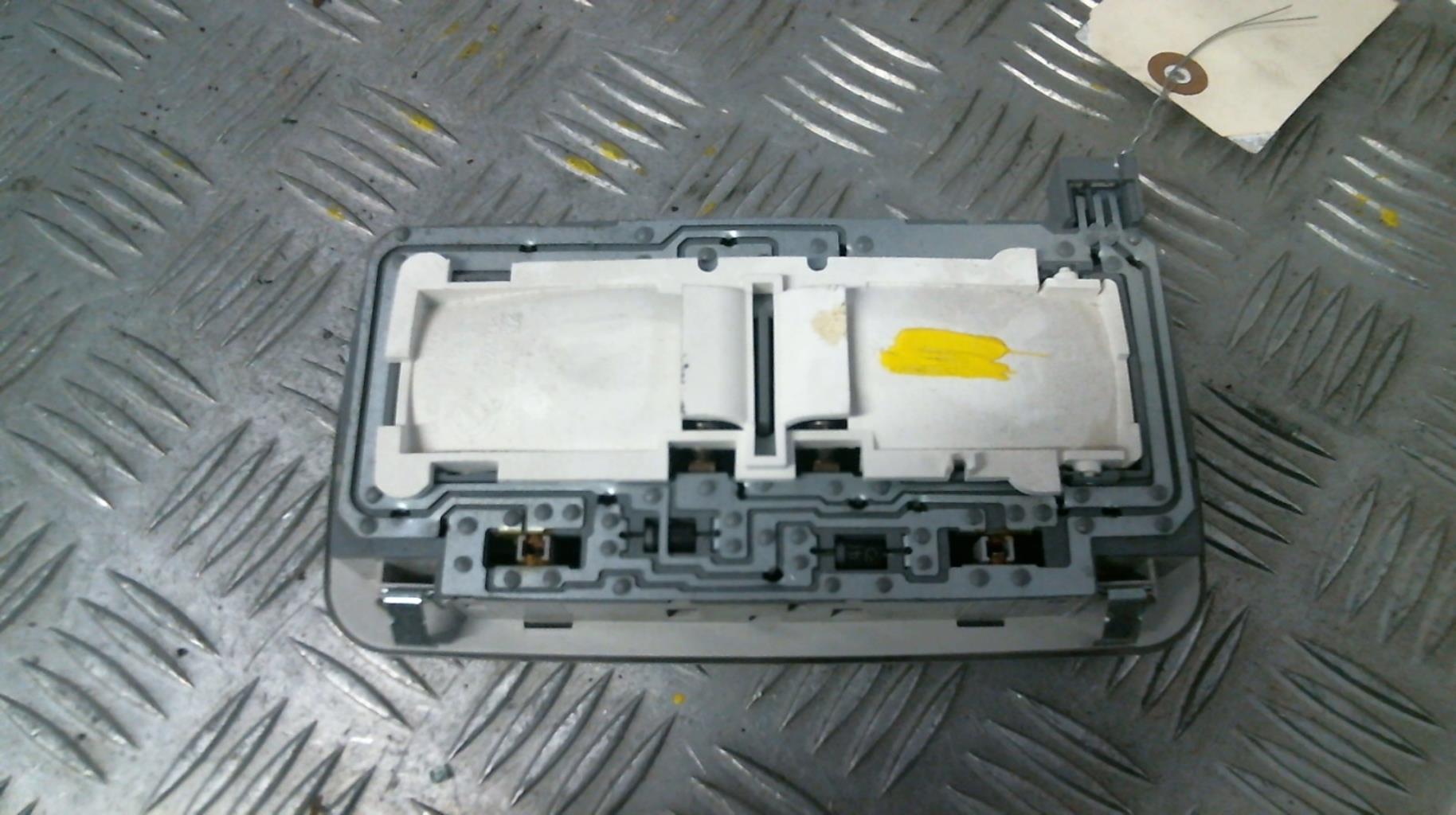 Luce di cortesia FIAT PUNTO EVO 3 Gasolina - 1