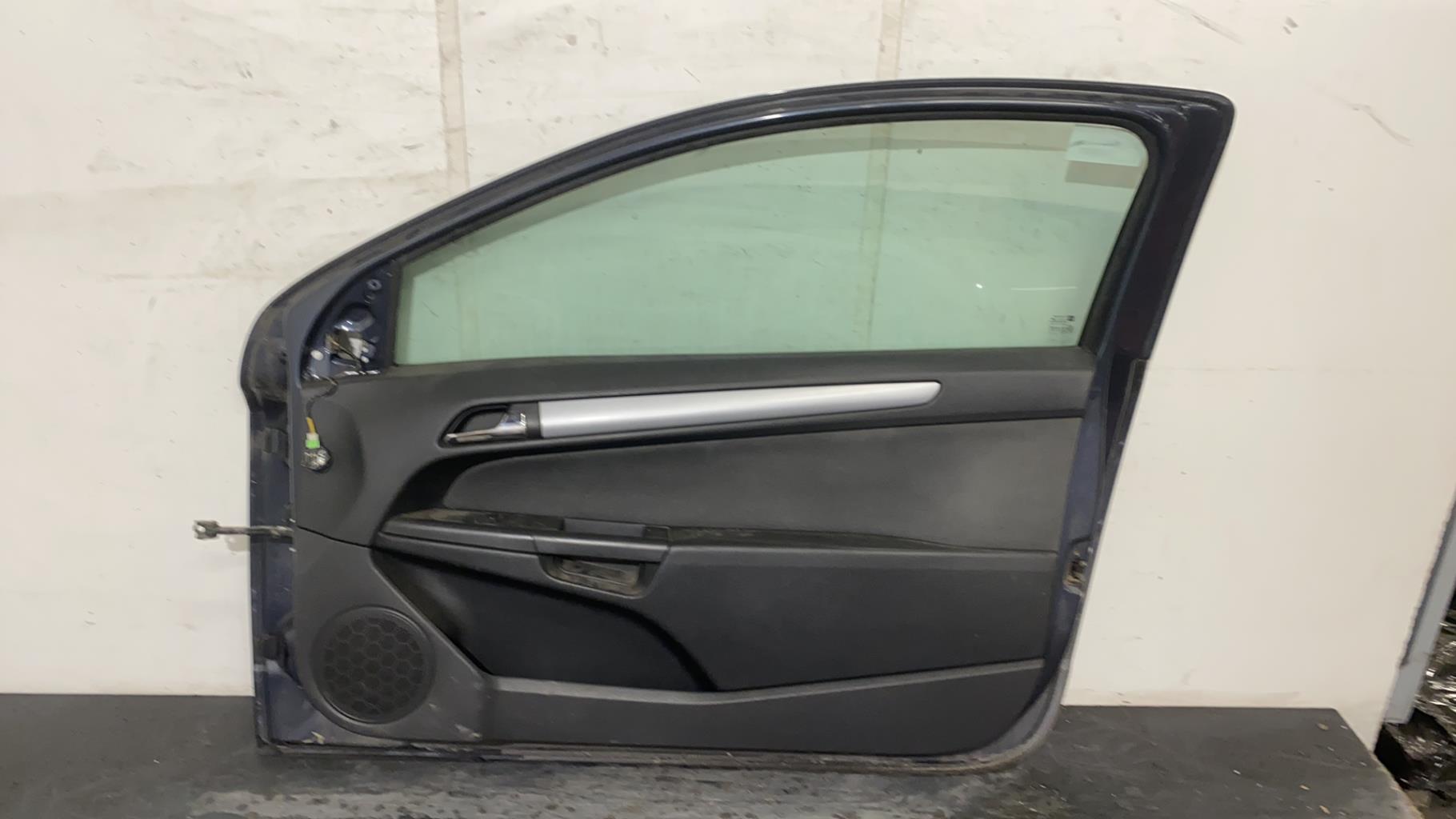 Portiera anteriore destra OPEL ASTRA H GTC PHASE 1 Diésel - 1