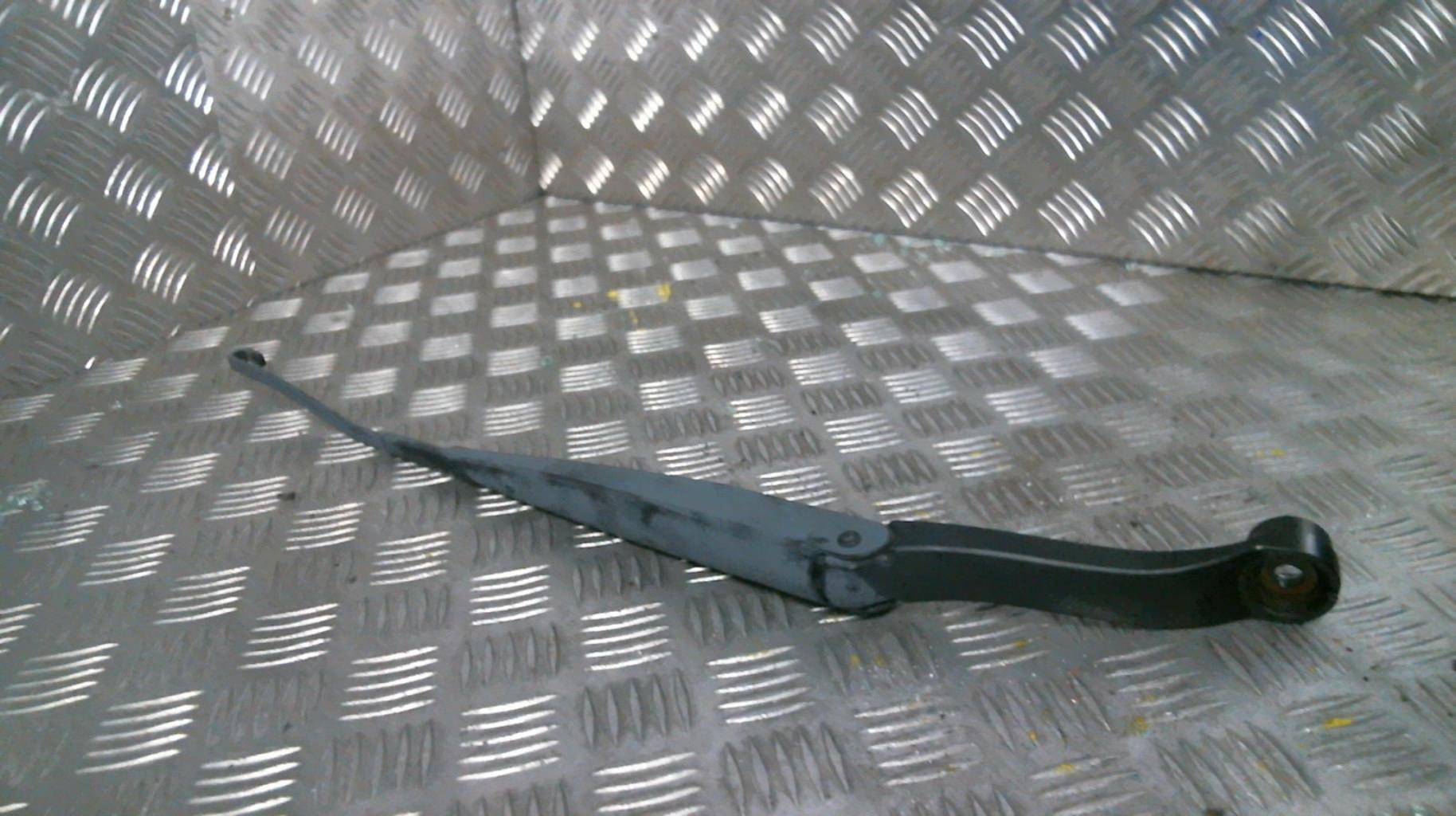 Braccio tergicristallo anteriore sinistro OPEL KARL  - 1