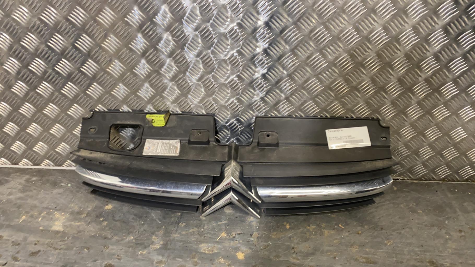 Calandre CITROEN C5 1 PHASE 1 Diesel - 1