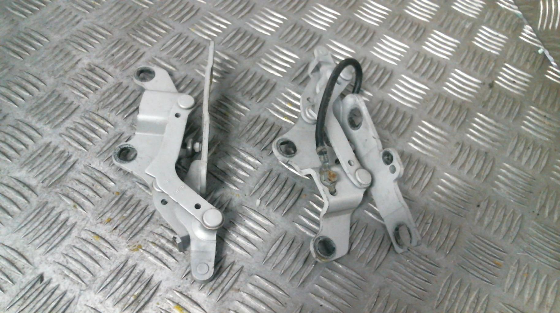 Charniere de capot BMW SERIE 3 E91 TOURING PHASE 1 BREAK Diesel - 1