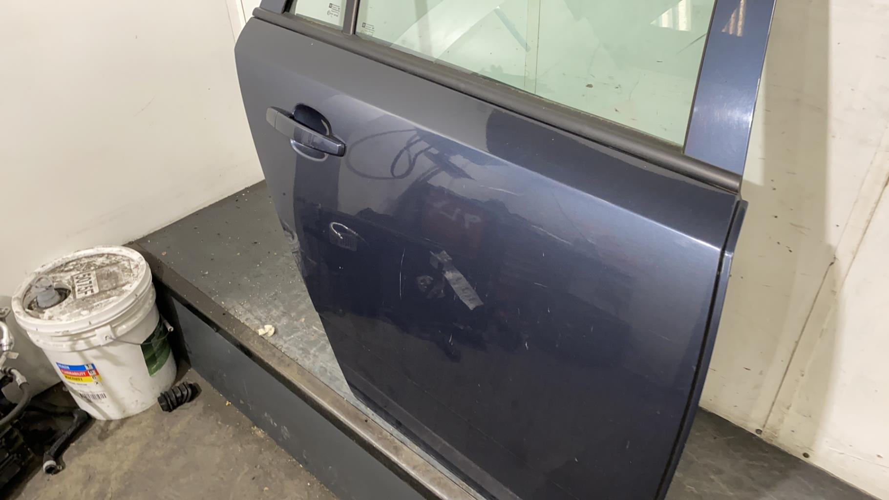 Portiera posteriore destra OPEL ASTRA H PHASE 1 BREAK Diésel - 1