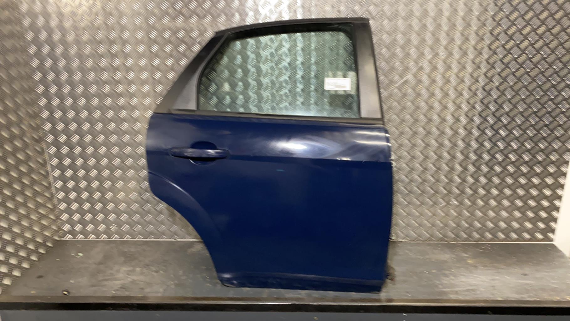Puerta trasera derecha FORD FOCUS 2 PHASE 2 Diésel - 1