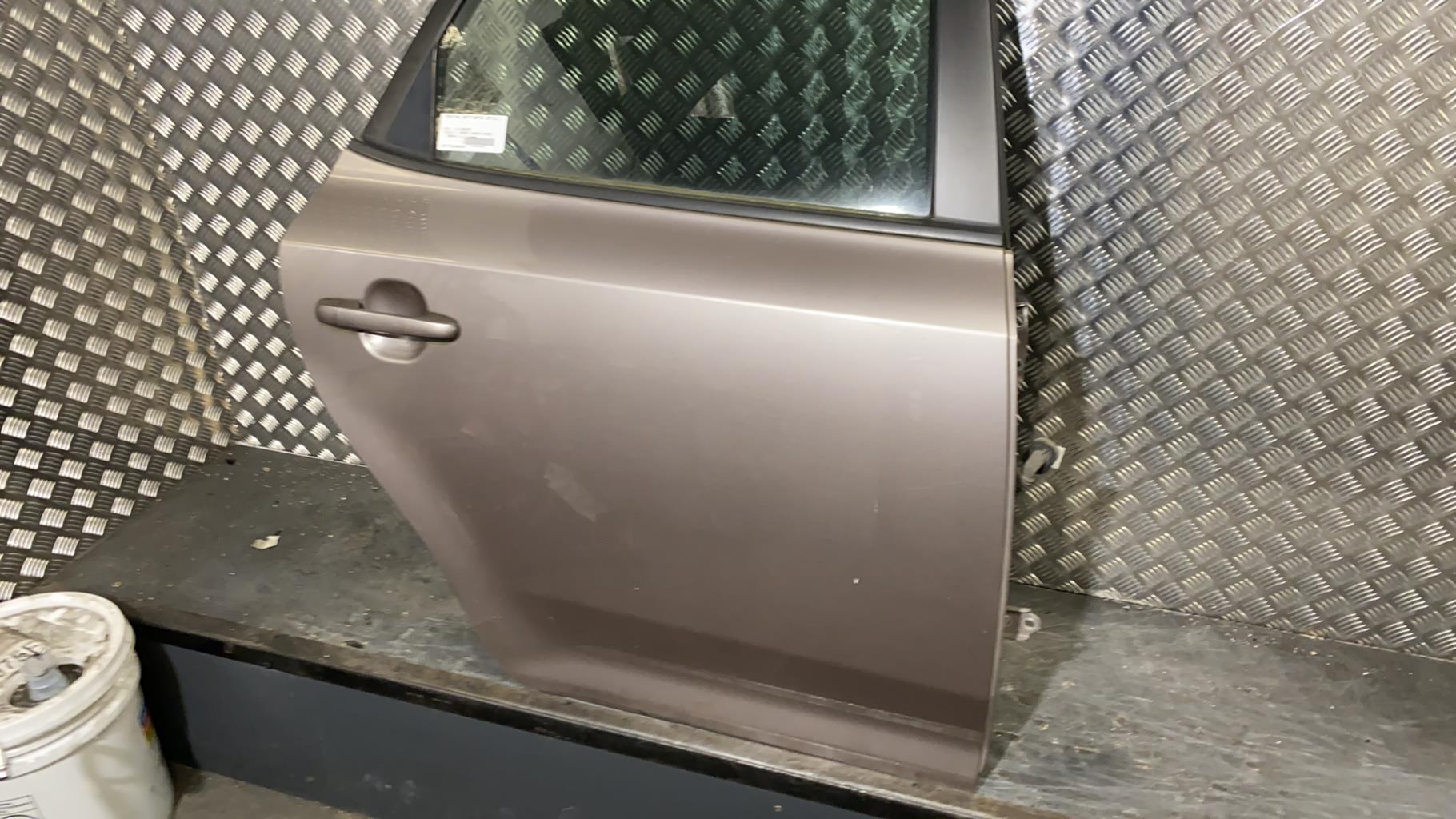Portiera posteriore destra KIA CEE-D 1 SPORT WAGON PHASE 1 BREAK Diésel - 1