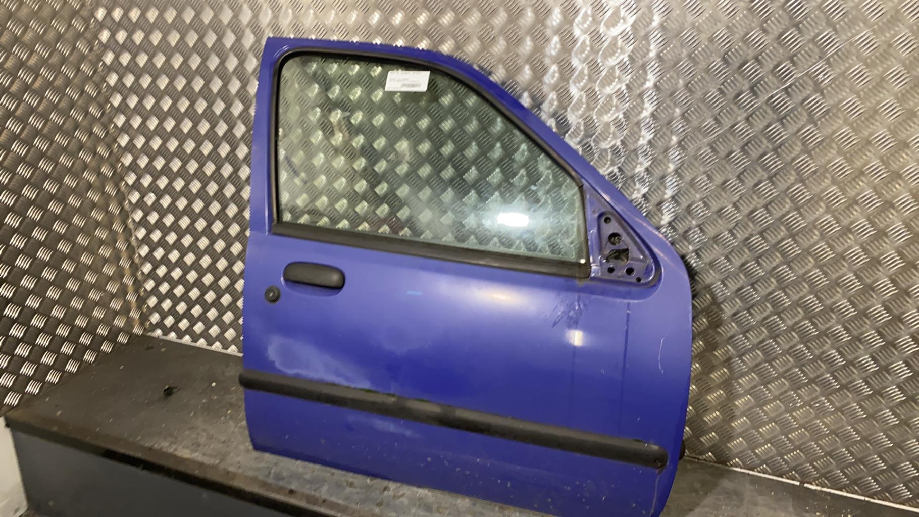 Porte avant droit MAZDA 121 3 PHASE 2 Essence - 1