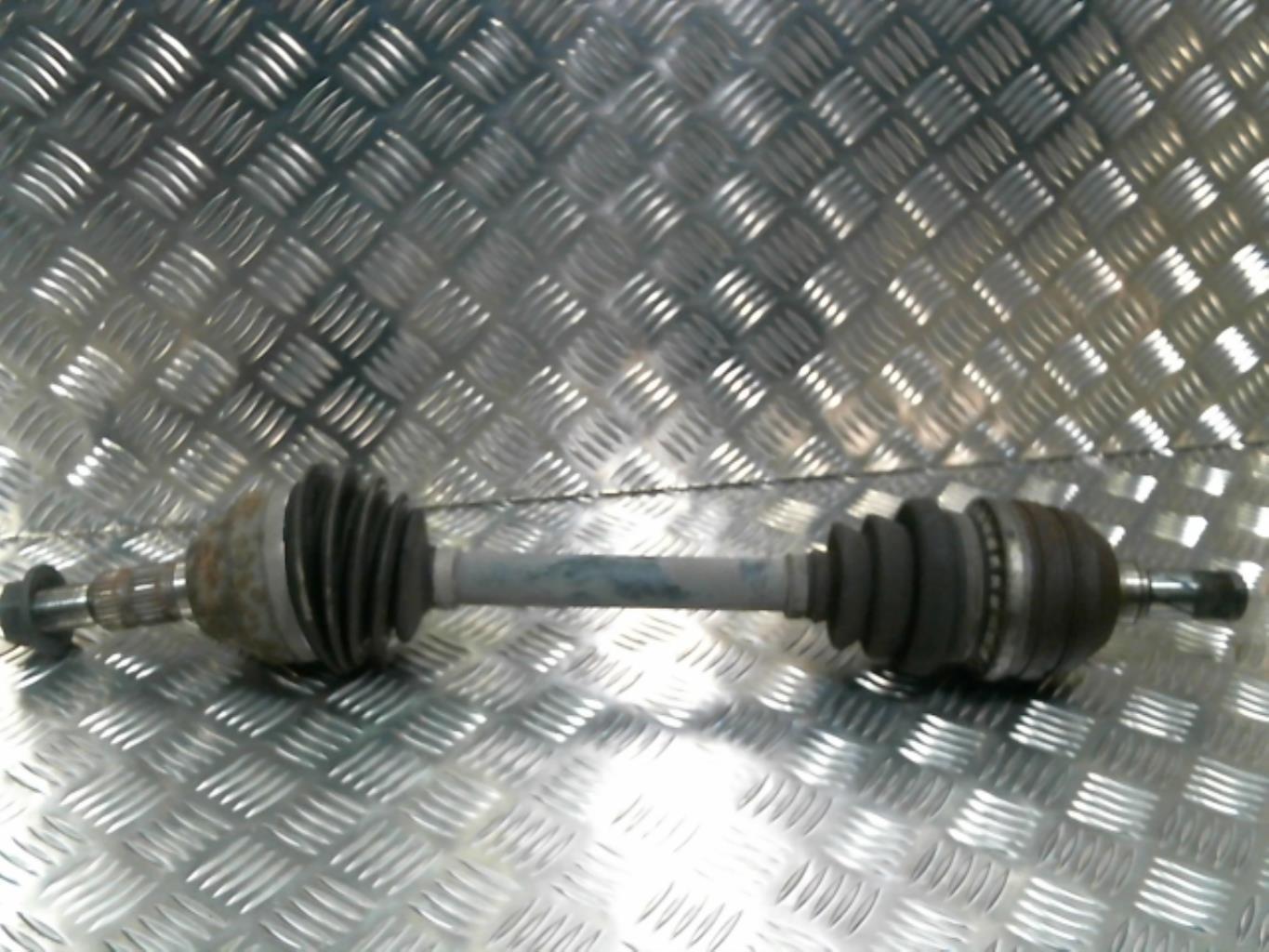 Giunto cardanico albero di trasmissione sinistro FIAT CROMA 2 PHASE 1 BREAK Gasolina - 1