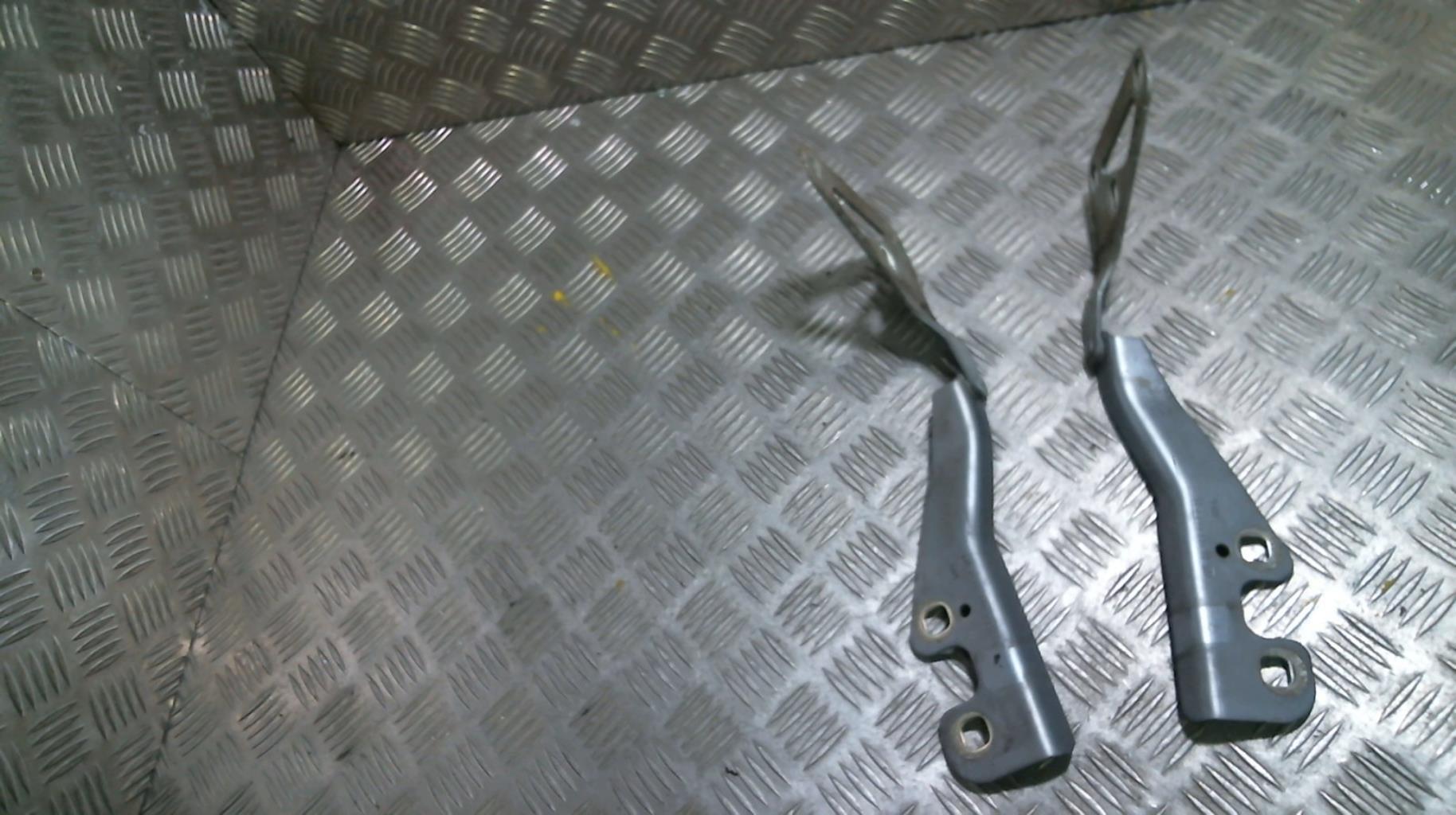 Charniere de capot OPEL ASTRA H PHASE 1 Diesel - 1