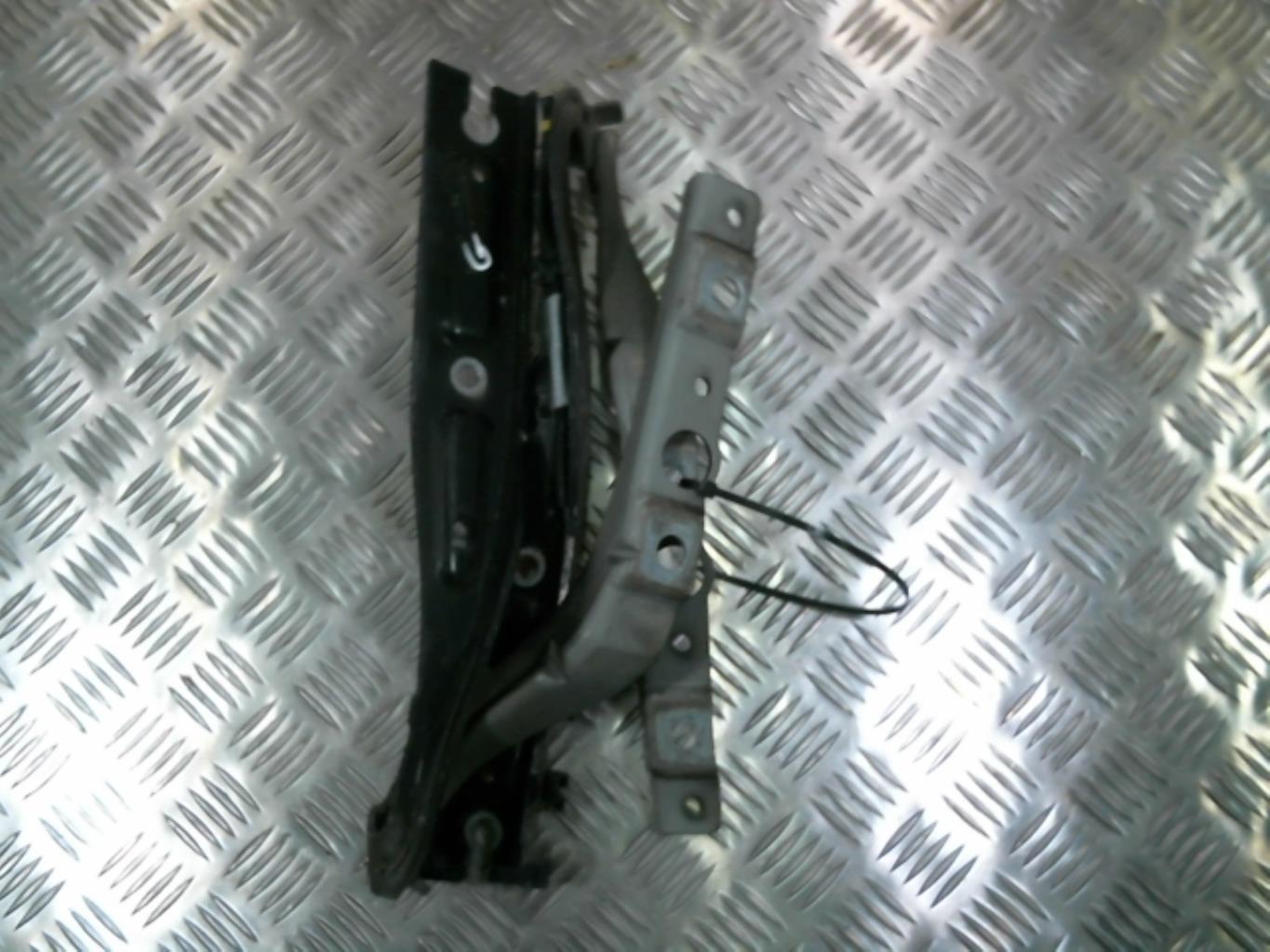 Charniere de capot PEUGEOT 407 PHASE 1 Diesel - 1
