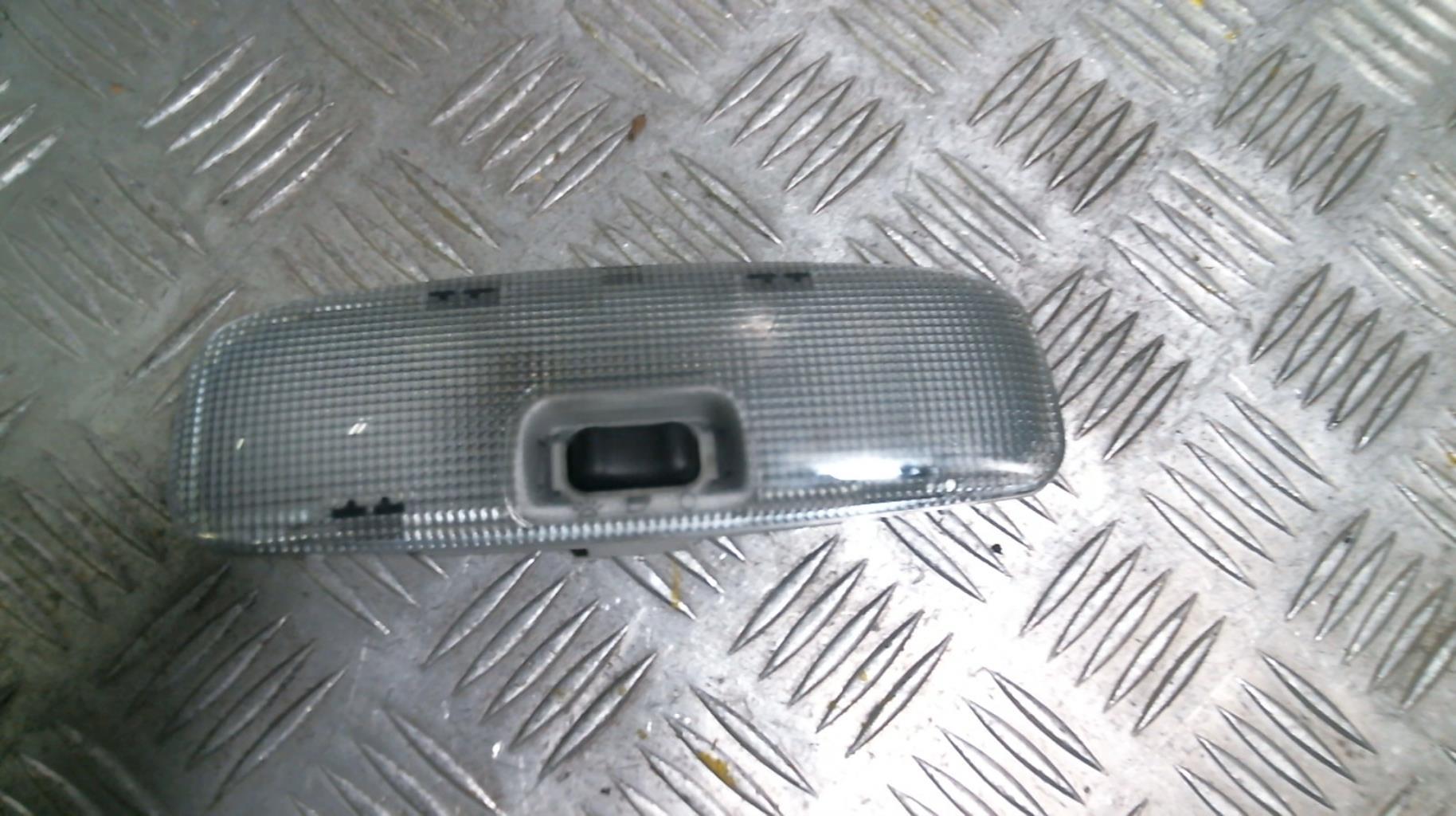 Eclairage de plafonnier FORD FOCUS 2 PHASE 1 Diesel - 1