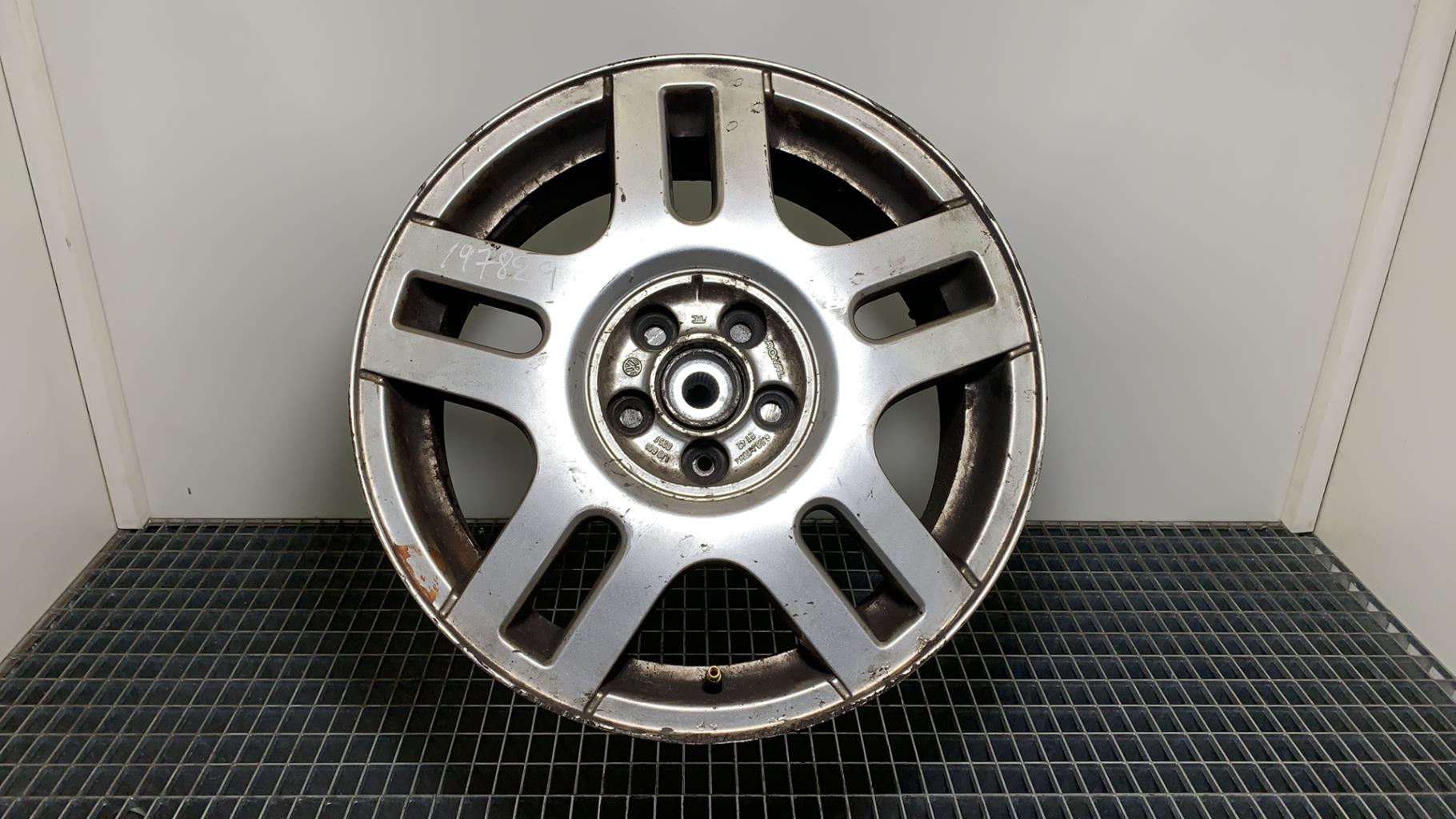 Cerchione VOLKSWAGEN GOLF 4 Diésel - 1