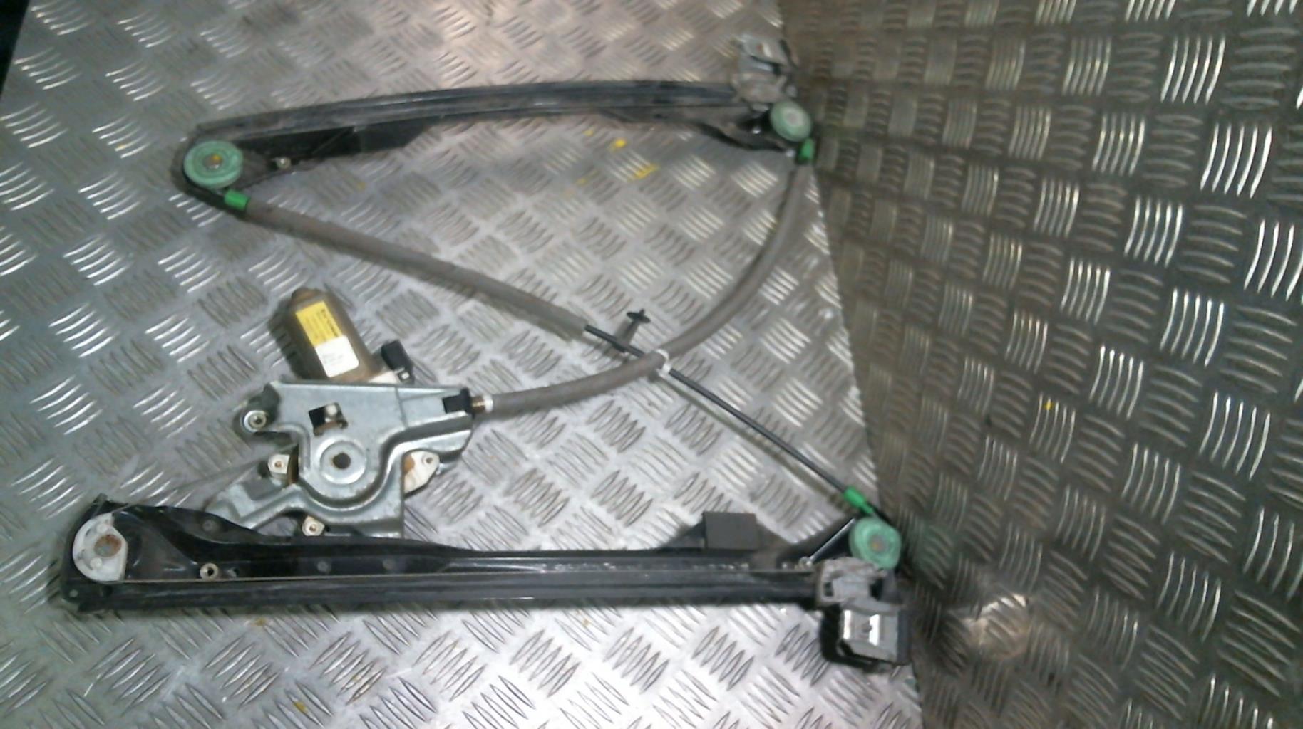 Alzacristalli elettrico anteriore destro FORD FOCUS 1 Diésel - 1