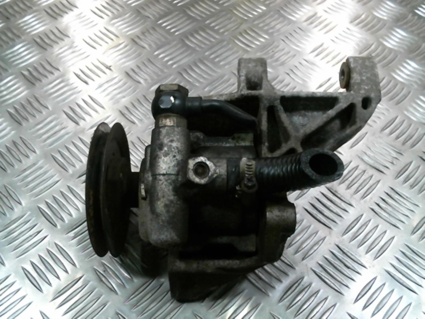 Pompe de direction VOLKSWAGEN GOLF 4 CABRIOLET Essence - 1