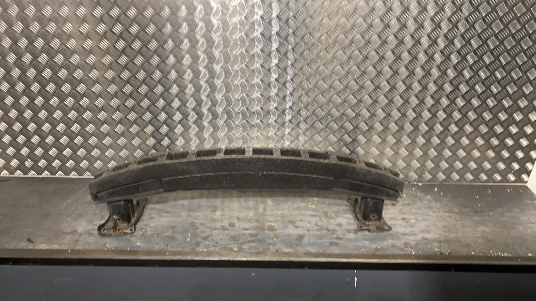 Traversa rinforzo paraurti anteriore VOLKSWAGEN GOLF 5 Diésel - 1