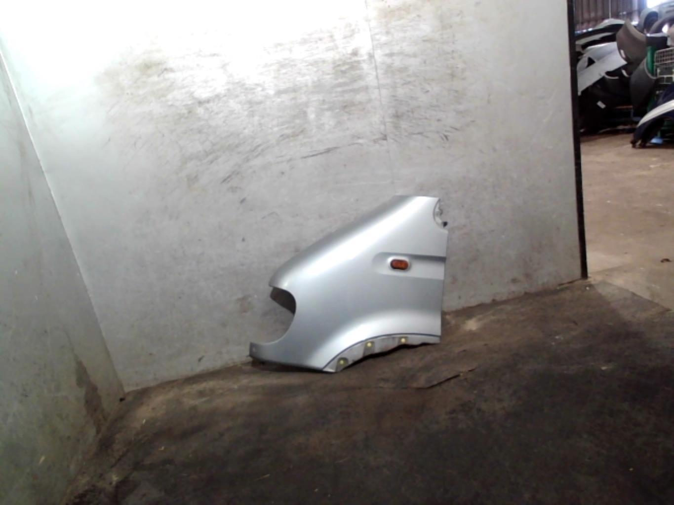 Aile avant gauche RENAULT MASTER 2 PHASE 1 Diesel - 1