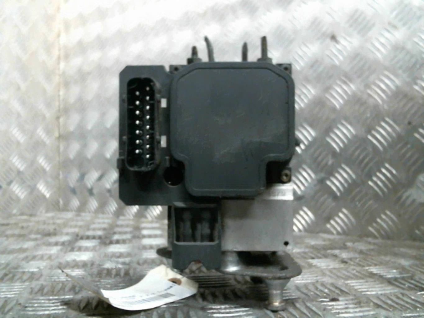 Blocco ABS (antibloccaggio freni) MERCEDES CLASSE E 210 PHASE 2 Diésel - 1