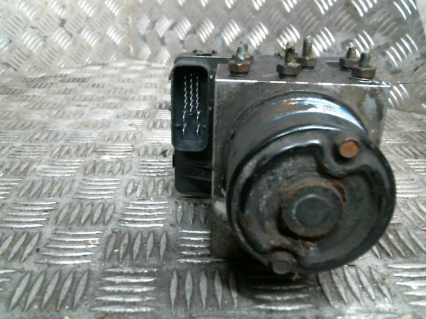 Blocco ABS (antibloccaggio freni) HYUNDAI ELANTRA 1 Diésel - 1