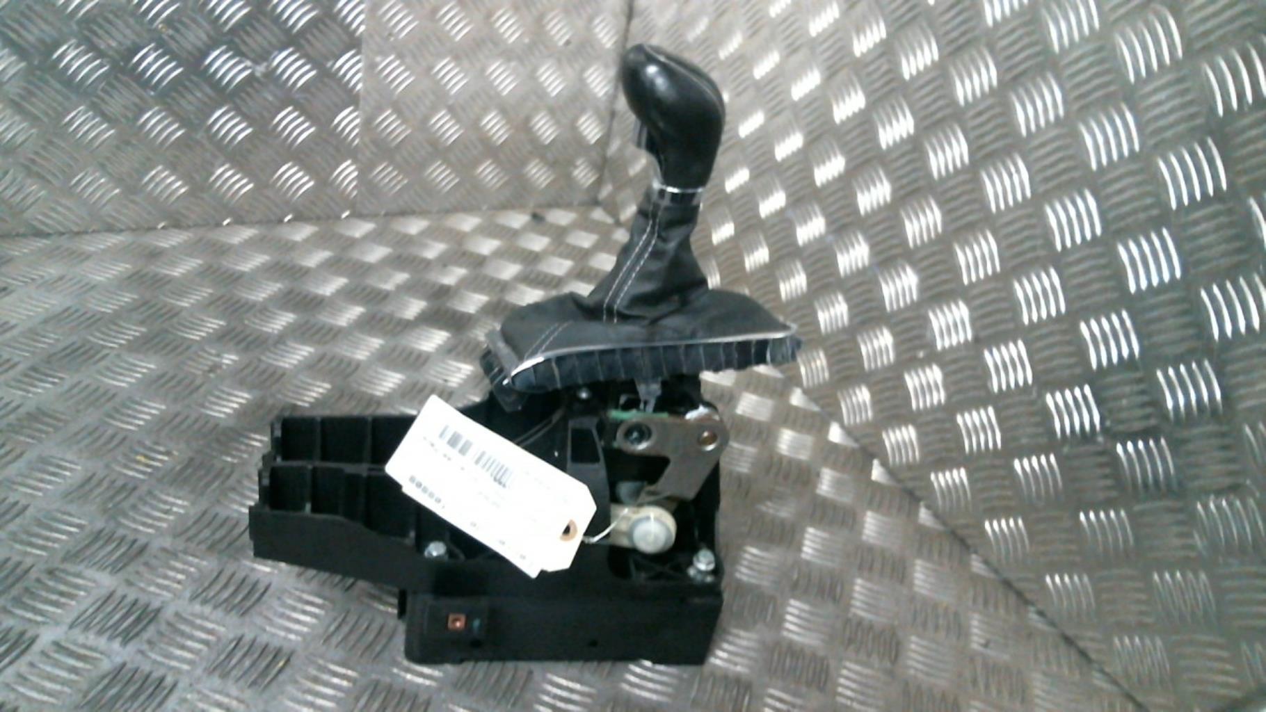 Levier de vitesses OPEL ASTRA J PHASE 1 Diesel - 1