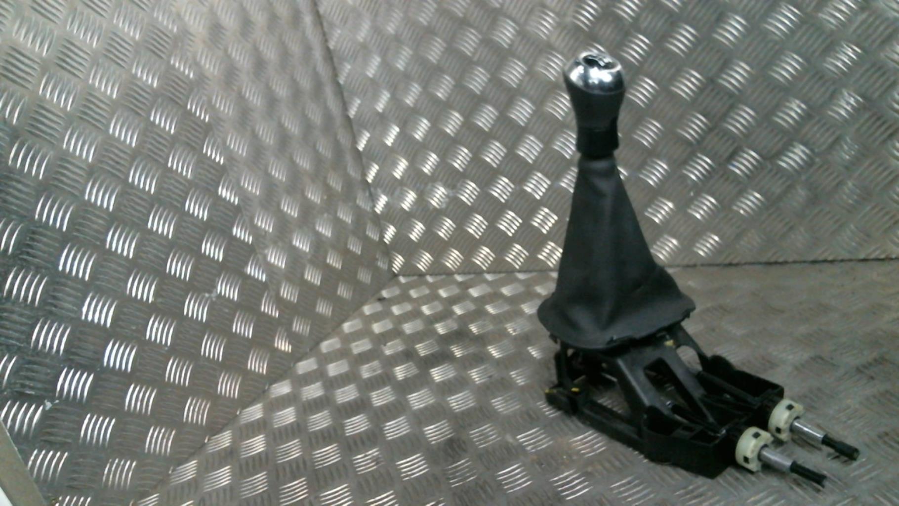 Levier de vitesses CITROEN C1 2 Essence - 1