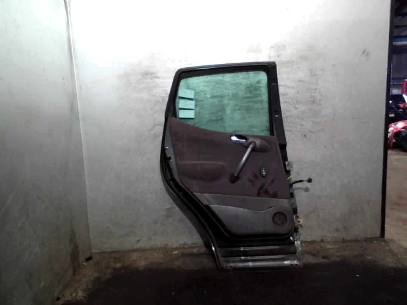 Portiera posteriore sinistra MERCEDES CLASSE A 168 PHASE 1 Diésel - 1