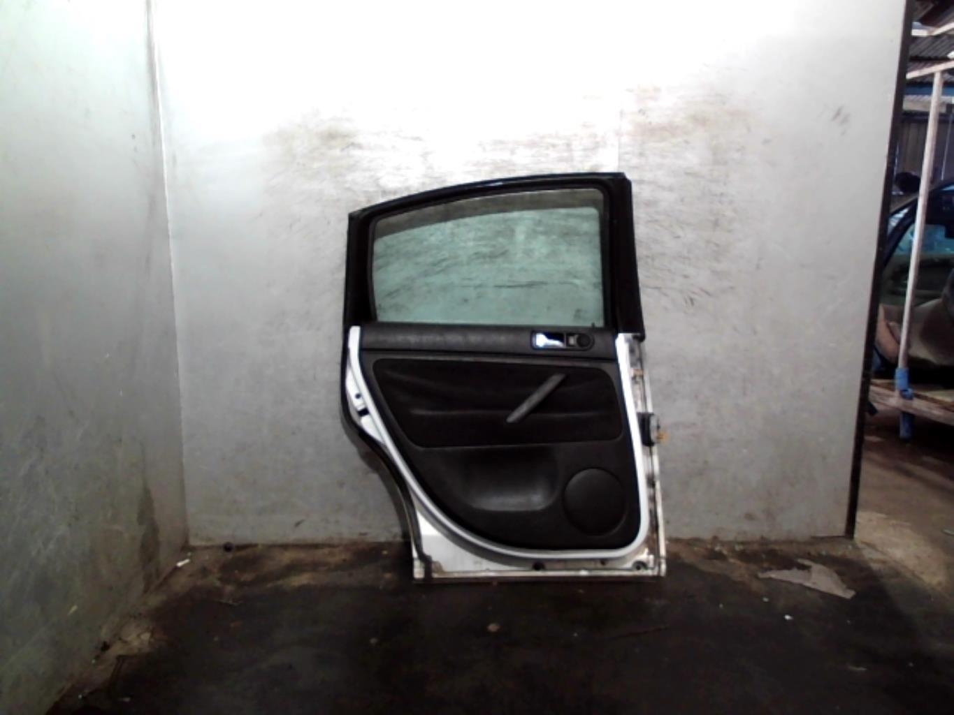 Portiera posteriore sinistra VOLKSWAGEN PASSAT 4 PHASE 1 Diésel - 1