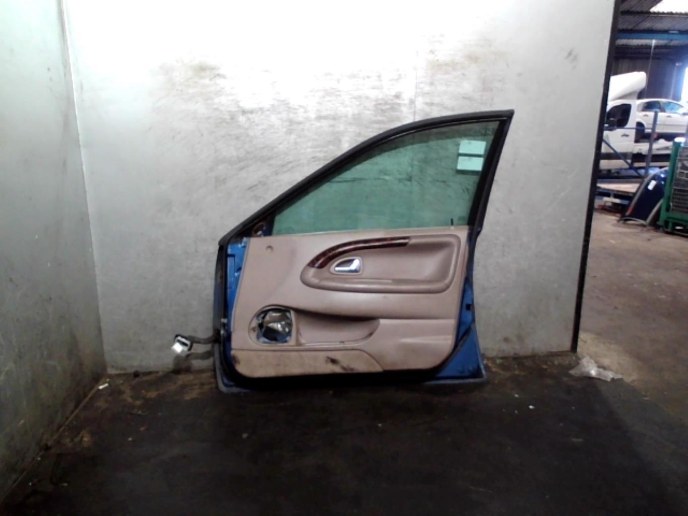 Portiera anteriore destra VOLVO V 40 1 PHASE 1 BREAK Diésel - 1
