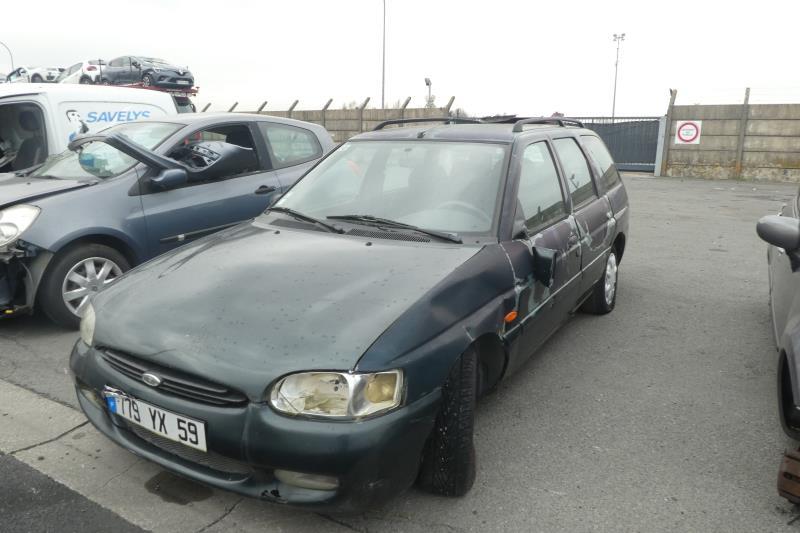 Custode arriere gauche FORD ESCORT 6 Diesel - 1
