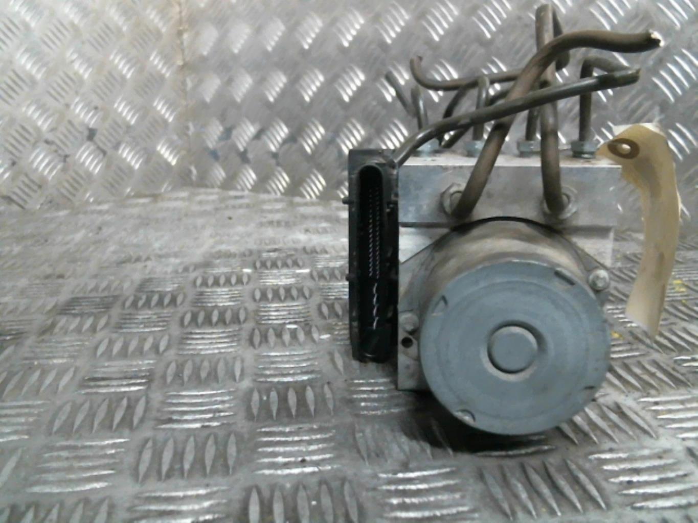 Blocco ABS (antibloccaggio freni) MERCEDES CLASSE A 169 PHASE 1 Diésel - 1