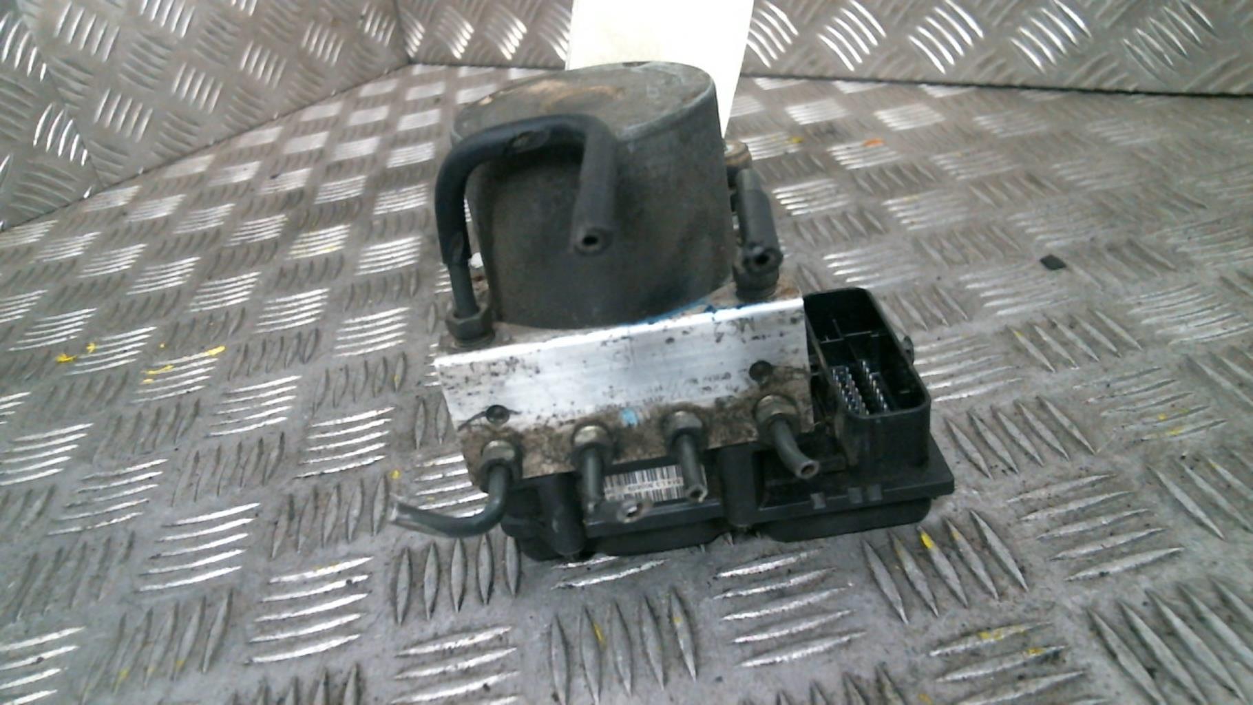 Blocco ABS (antibloccaggio freni) NISSAN NV200 Diésel - 1