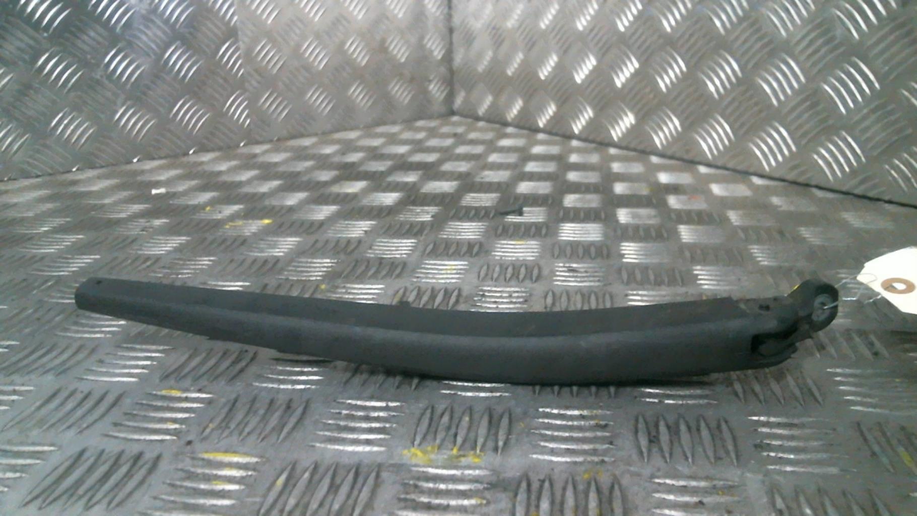 Braccio tergicristallo posteriore FIAT CROMA 2 PHASE 1 BREAK Diésel - 1