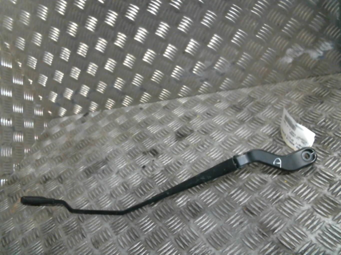 Braccio tergicristallo anteriore destro FORD ECOSPORT PHASE 2 Diésel - 1