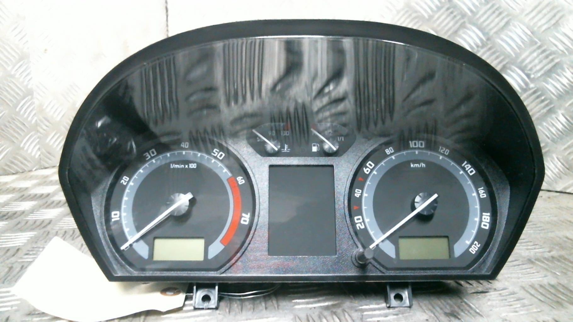 Compteur SKODA FABIA 1 PHASE 2 Essence - 1