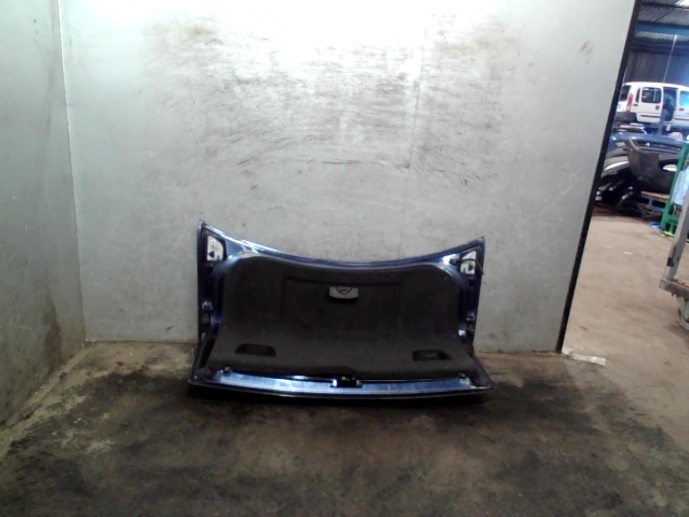 Portabagagli/Portellone posteriore VOLKSWAGEN PASSAT 4 PHASE 1 Diésel - 1