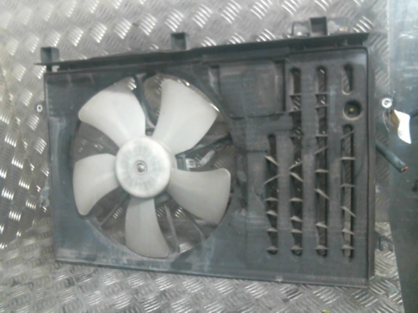 Motoventilatore radiatore TOYOTA COROLLA 10 PHASE 2 BREAK Diésel - 1