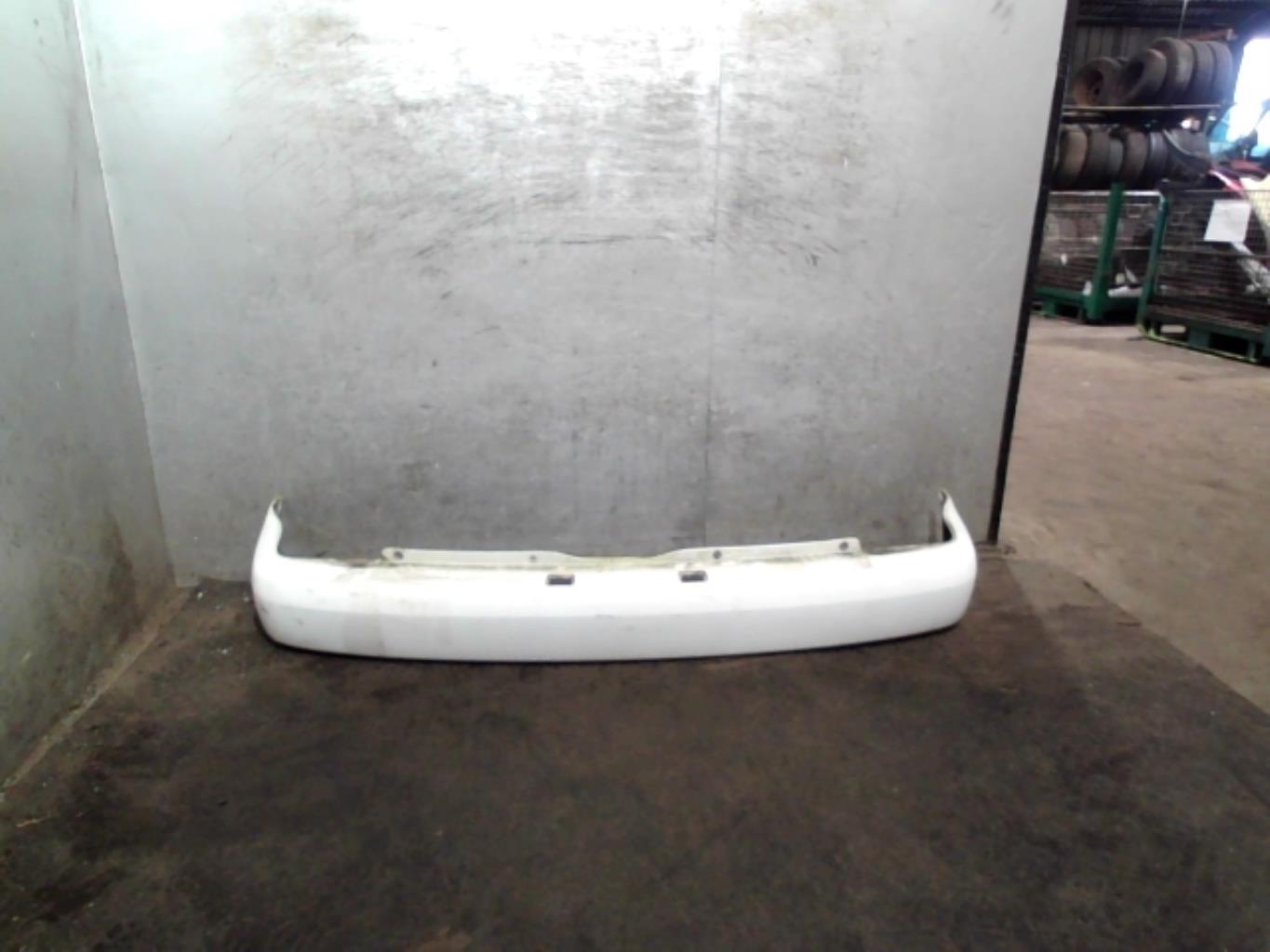 Paraurti posteriore VOLKSWAGEN POLO 3 PHASE 1 Gasolina - 1