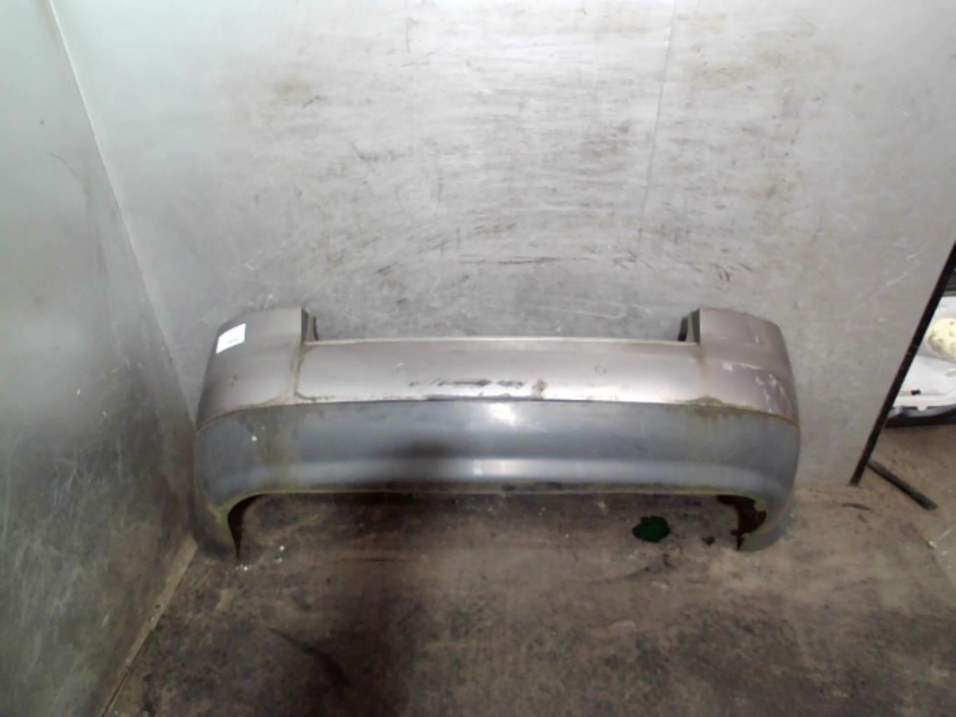 Pare choc arriere AUDI A4 2 PHASE 1 Diesel - 1