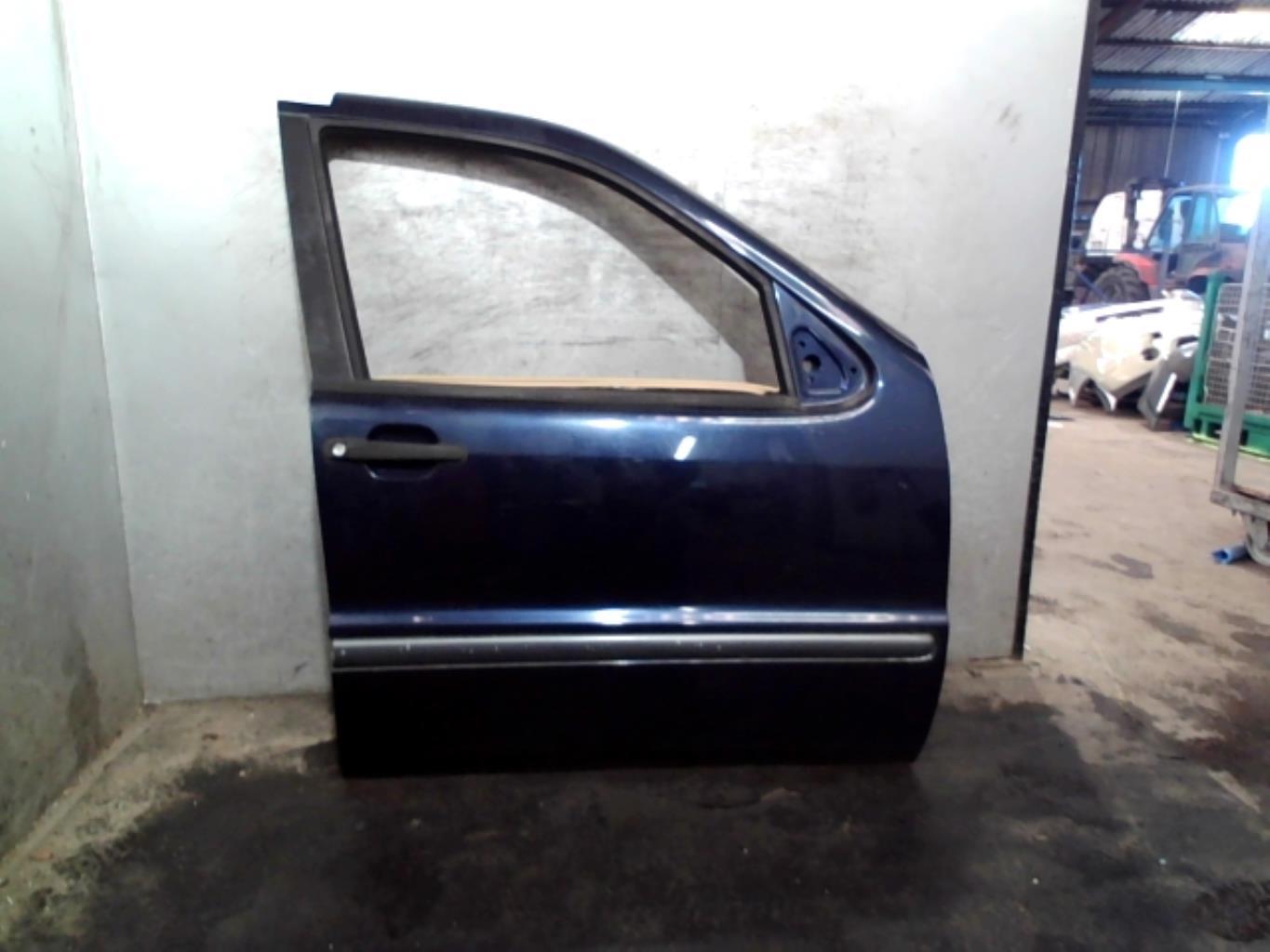 Portiera anteriore destra MERCEDES CLASSE M 163 PHASE 1 Gasolina - 1