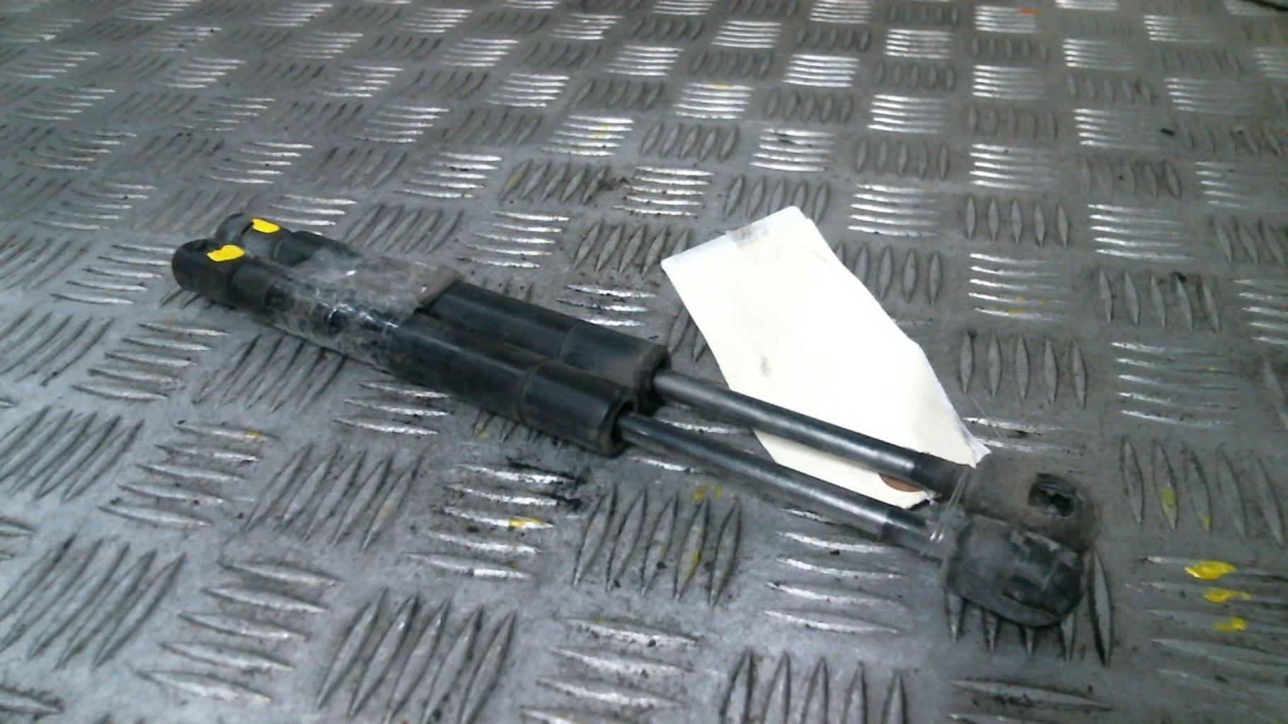 Molla a gas bagagliaio NISSAN PRIMERA 3 Gasolina - 1