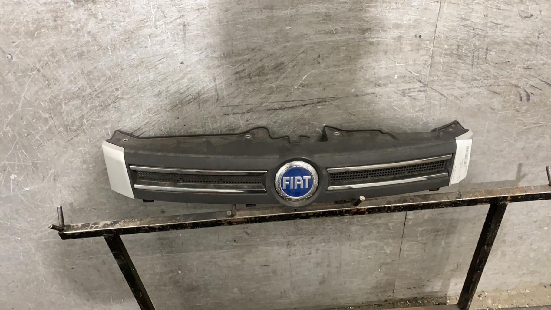 Calandre FIAT PANDA 2 PHASE 1  - 1