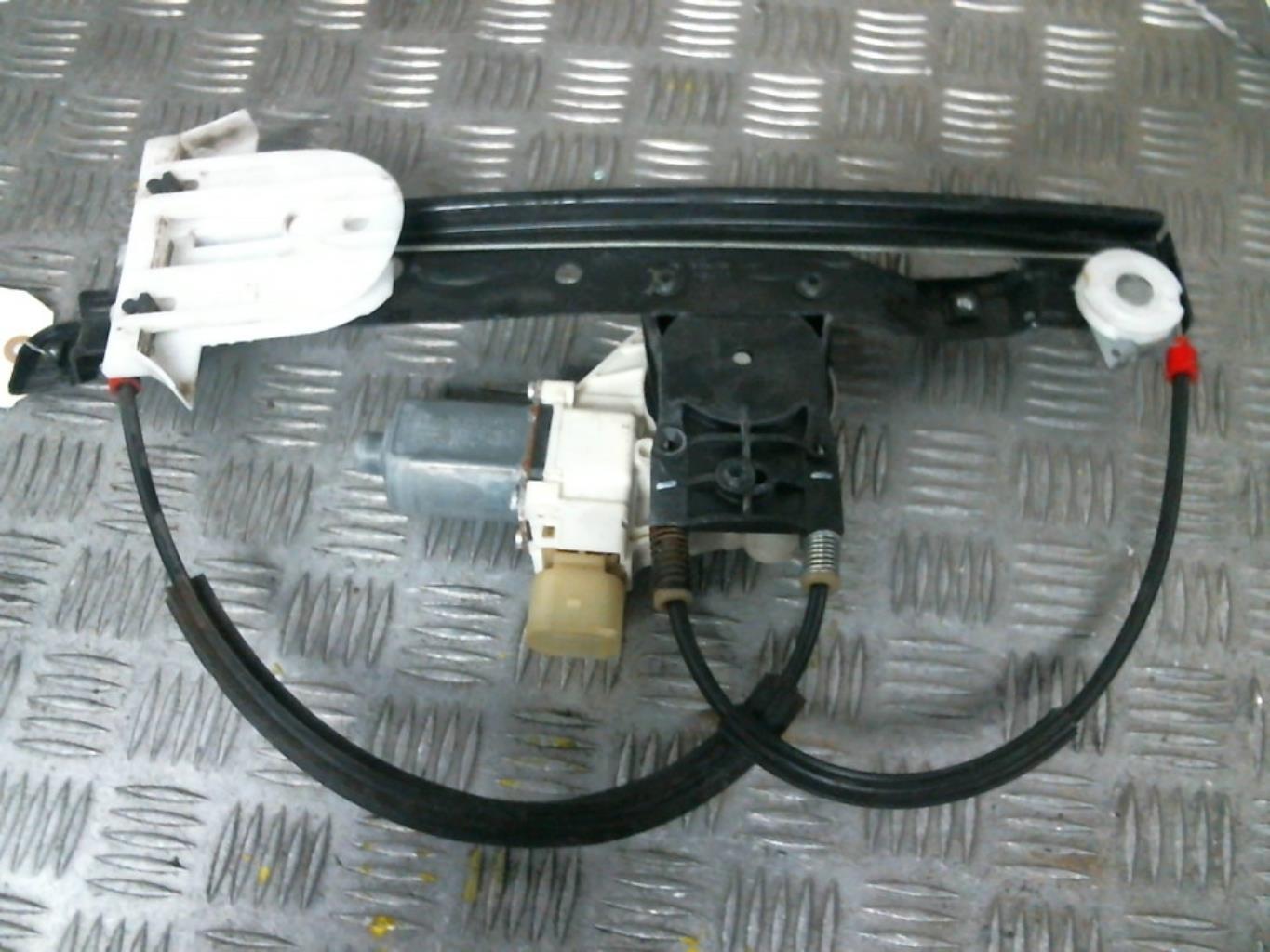 Alzacristalli elettrico posteriore destro FORD MONDEO 3 PHASE 1 BREAK Gasolina - 1