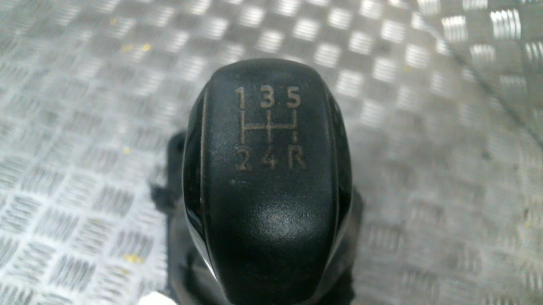 Levier de vitesses CITROEN C4 CACTUS Diesel - 1