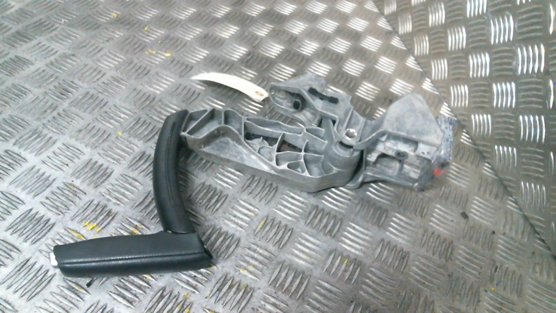 Levier frein à main AUDI A3 2 PHASE 1 Diesel - 1