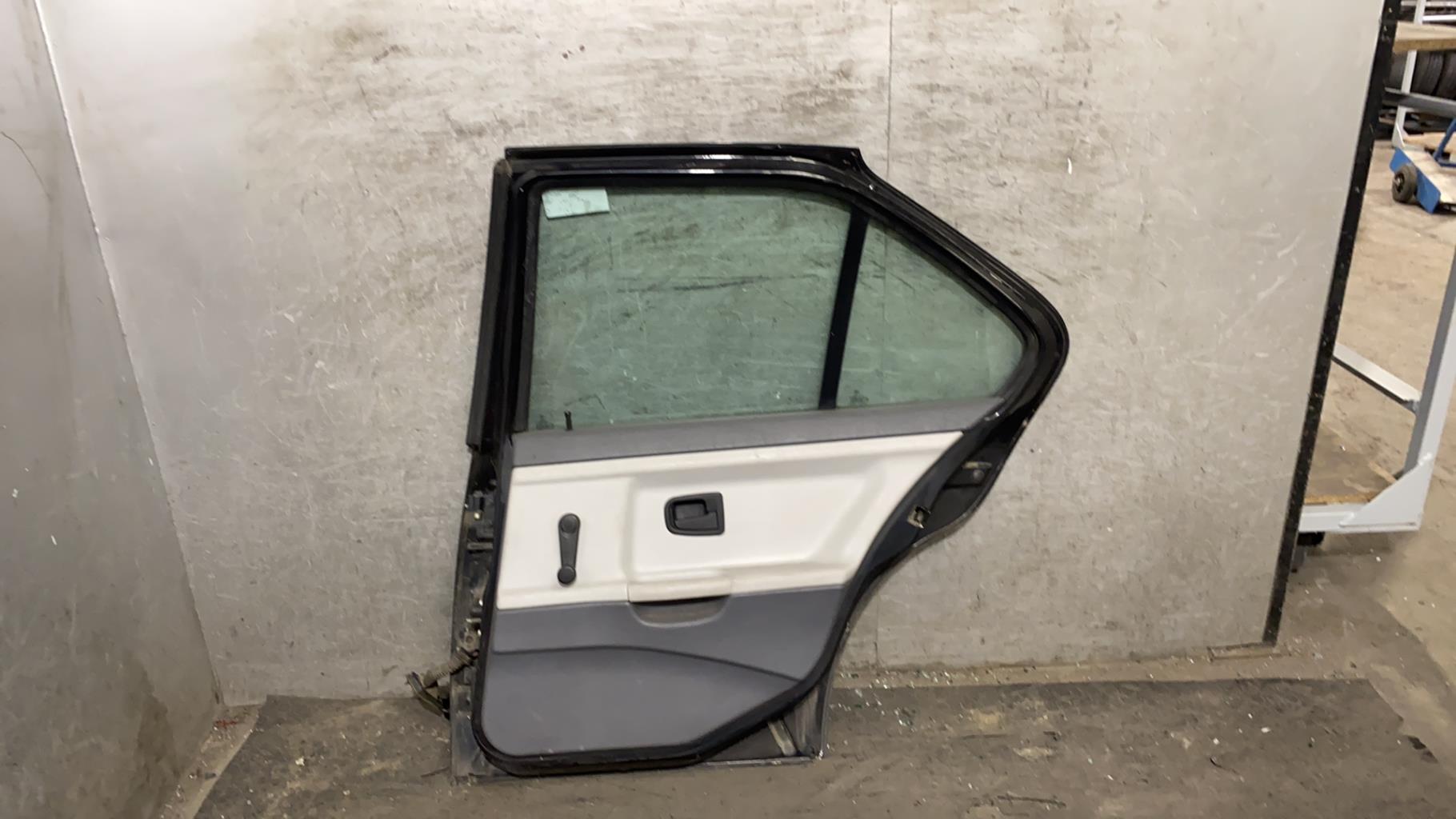 Portiera posteriore destra BMW SERIE 3 E36 Diésel - 1
